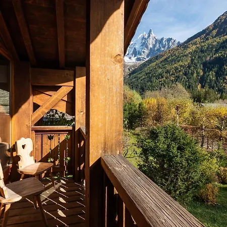 Chalet Kaiya, Alpes Agency, Les Praz, Chamonix, Sleeps 8 *