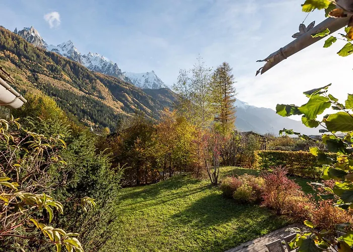 Kaiya - Alpes Travel - Les Praz - Sleeps 8 *