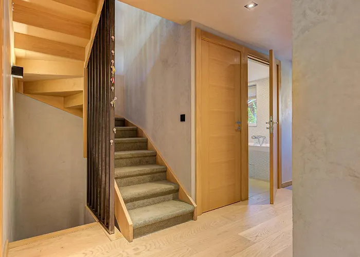 Kaiya - Alpes Travel - Les Praz - Sleeps 8 Шале Шамони