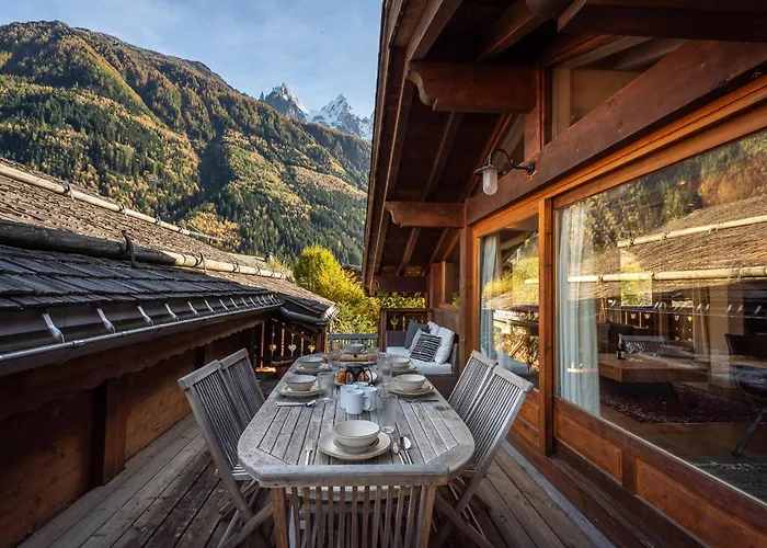 Kaiya - Alpes Travel - Les Praz - Sleeps 8 Шале