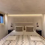 Chalet Kaiya, Alpes Agency, Les Praz, Chamonix, Sleeps 8 Chamonix