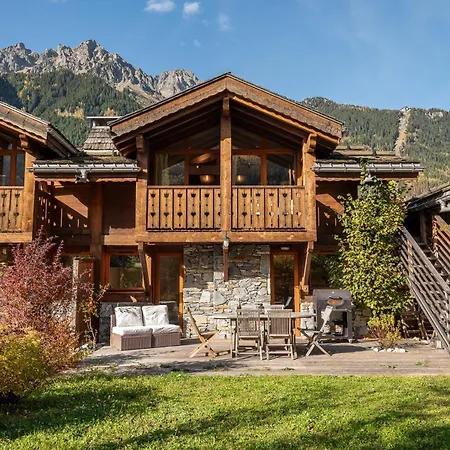 Kaiya - Alpes Travel - Les Praz - Sleeps 8 Chalet Chamonix