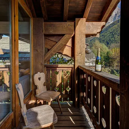 Kaiya - Alpes Travel - Les Praz - Sleeps 8