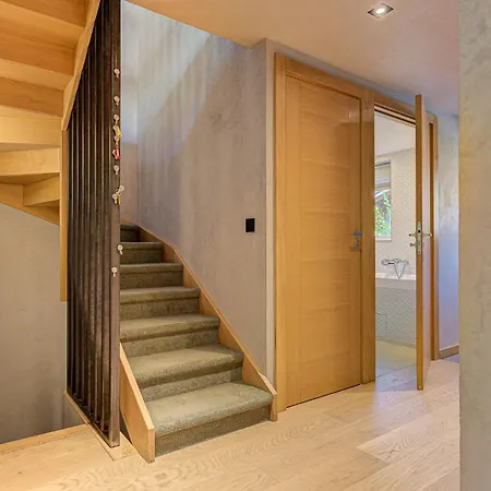 Kaiya, Alpes Agency, Les Praz, Chamonix, Sleeps 8 Alpesi faház Chamonix