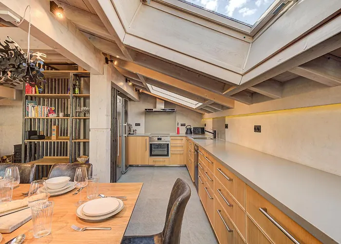 Chalet Kaiya - Alpes Travel - Les Praz - Sleeps 8 Chamonix