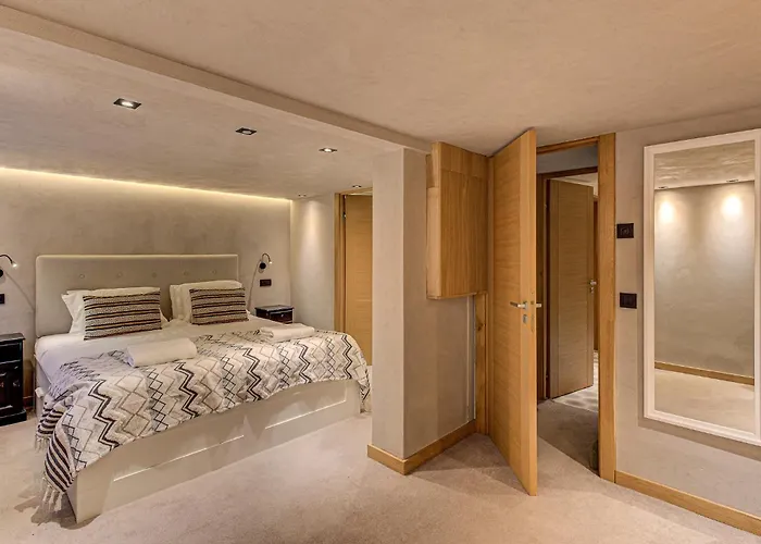 Kaiya - Alpes Travel - Les Praz - Sleeps 8 Chamonix