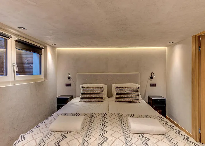 Chalet Kaiya - Alpes Travel - Les Praz - Sleeps 8 Chamonix