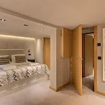 Kaiya - Alpes Travel - Les Praz - Sleeps 8 Chamonix